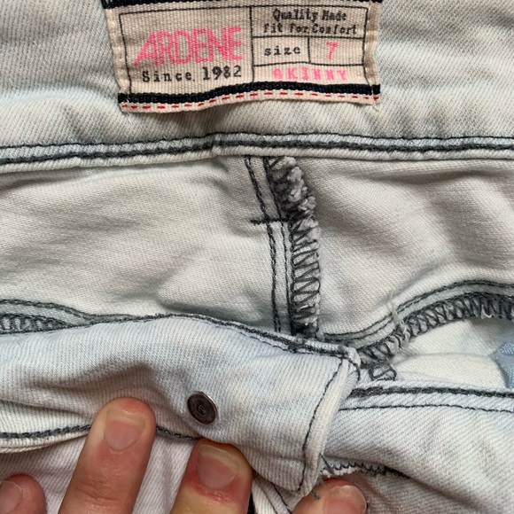 Ardene light blue skinny jeans - Picture 3 of 3